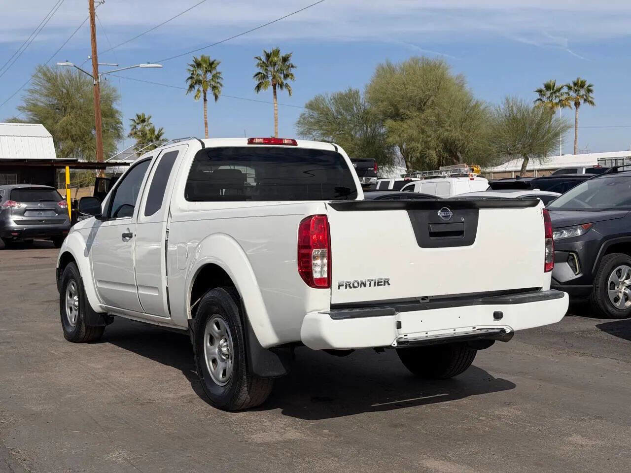 Used 2020 Nissan Frontier S RWD image 6