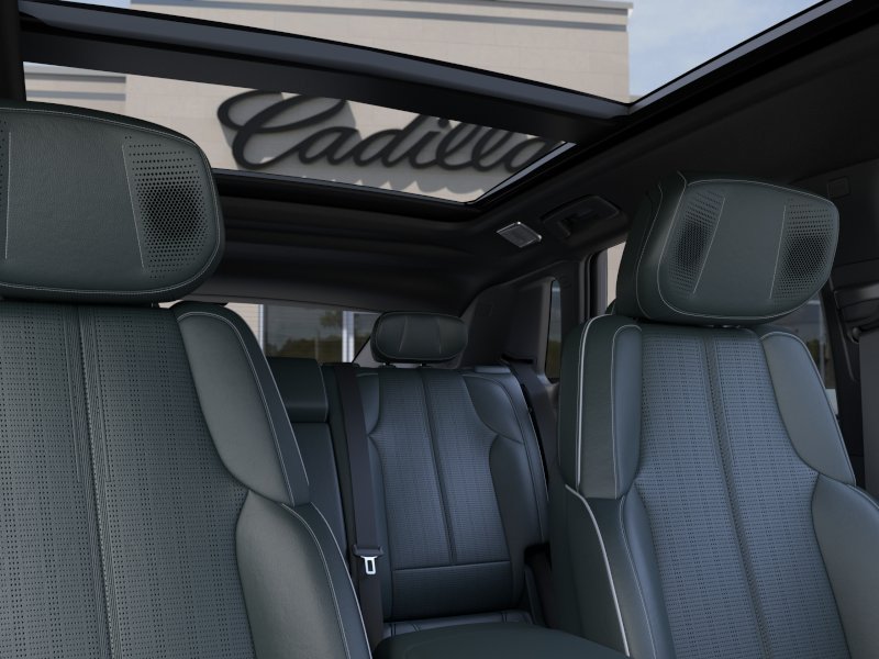 New 2026 Cadillac Lyriq Signature Luxury AWD/4WD image 24