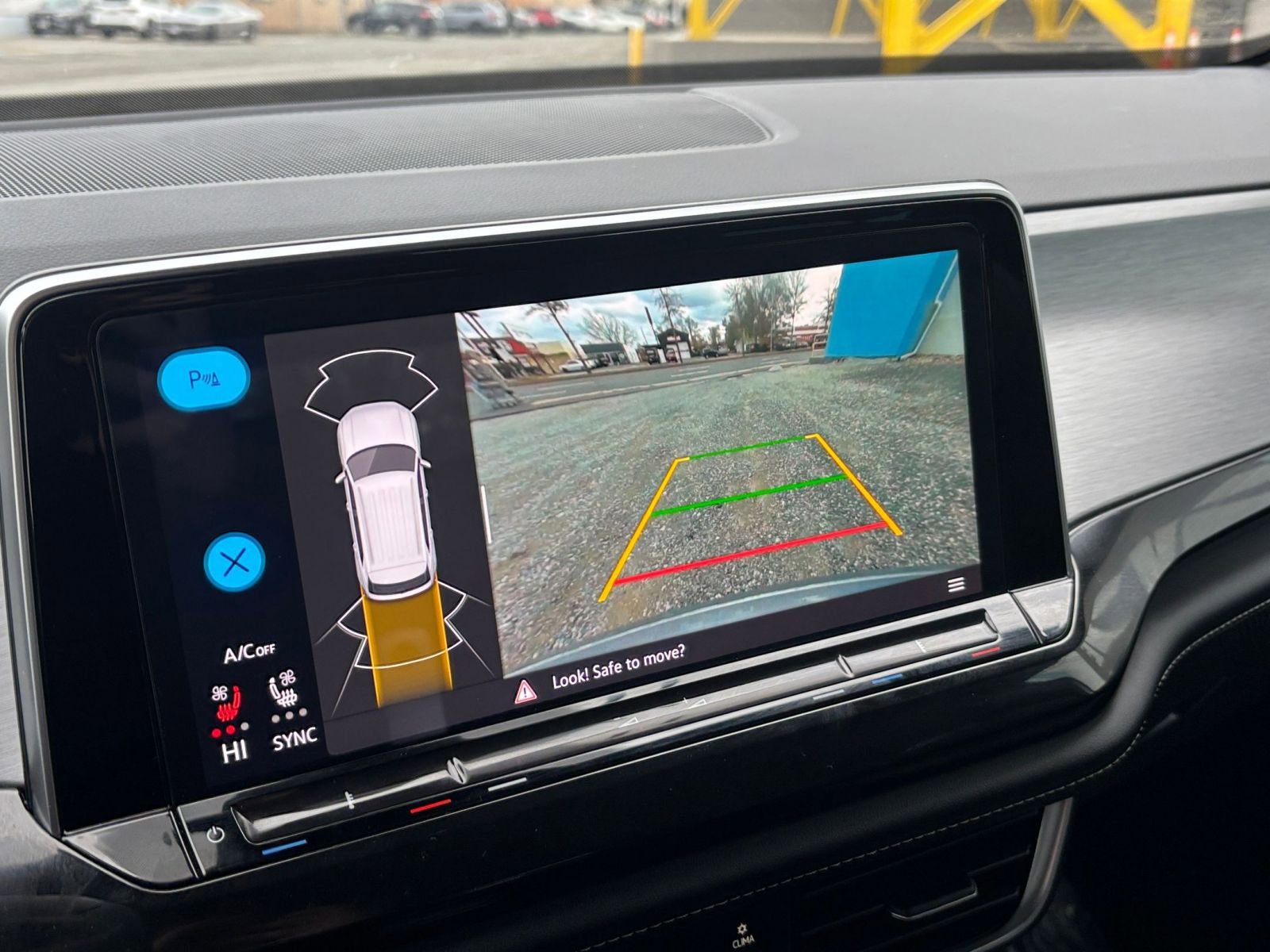 Used 2025 Volkswagen Atlas Cross Sport SE image 17