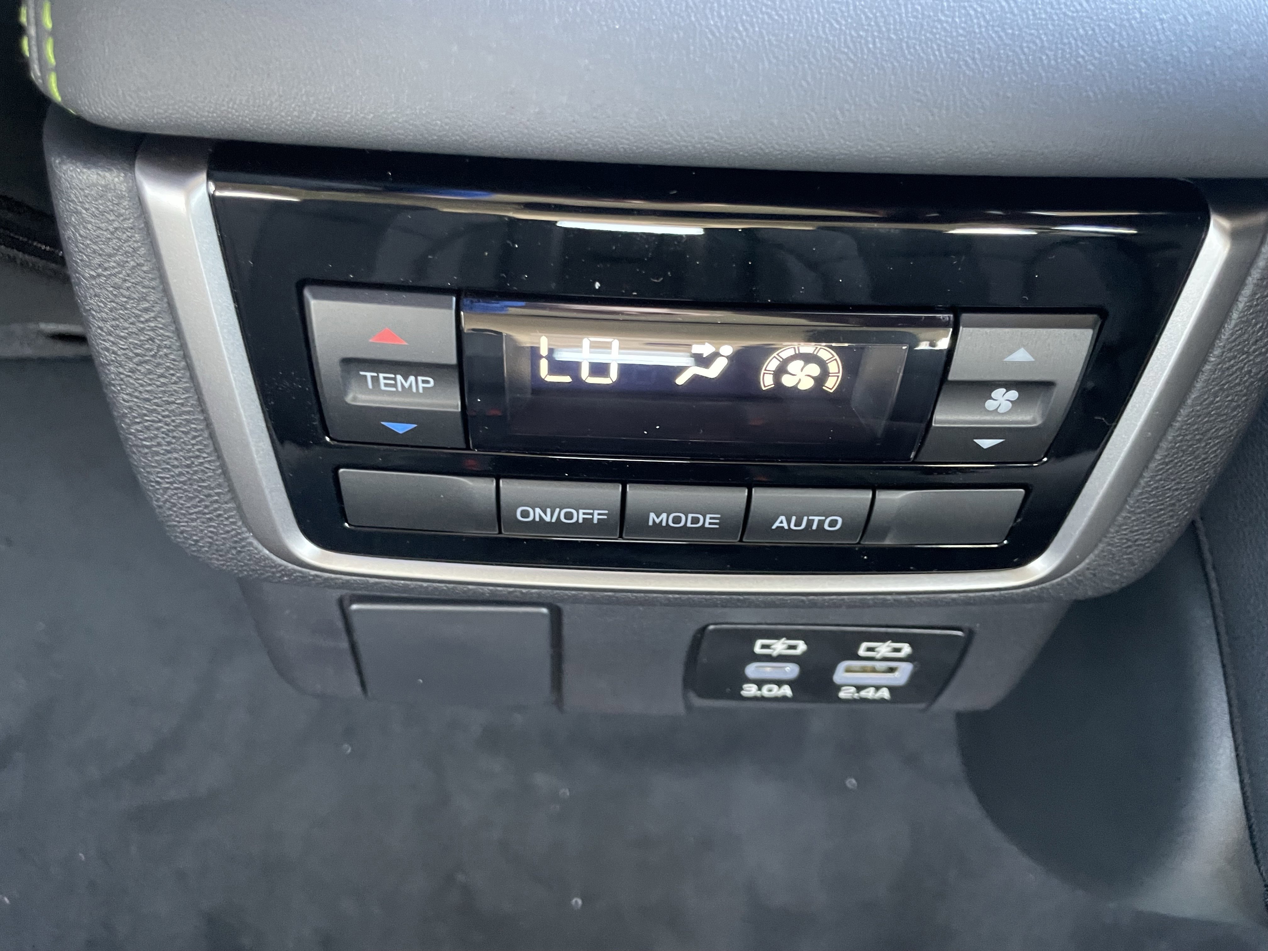 New 2025 Subaru Ascent Onyx Edition image 33