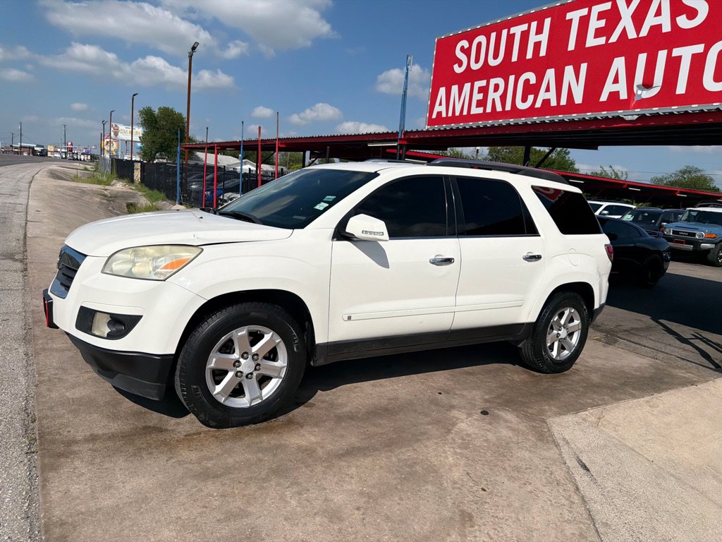 Used 2008 Saturn Outlook XR w/ Advanced Audio Package FWD image 6