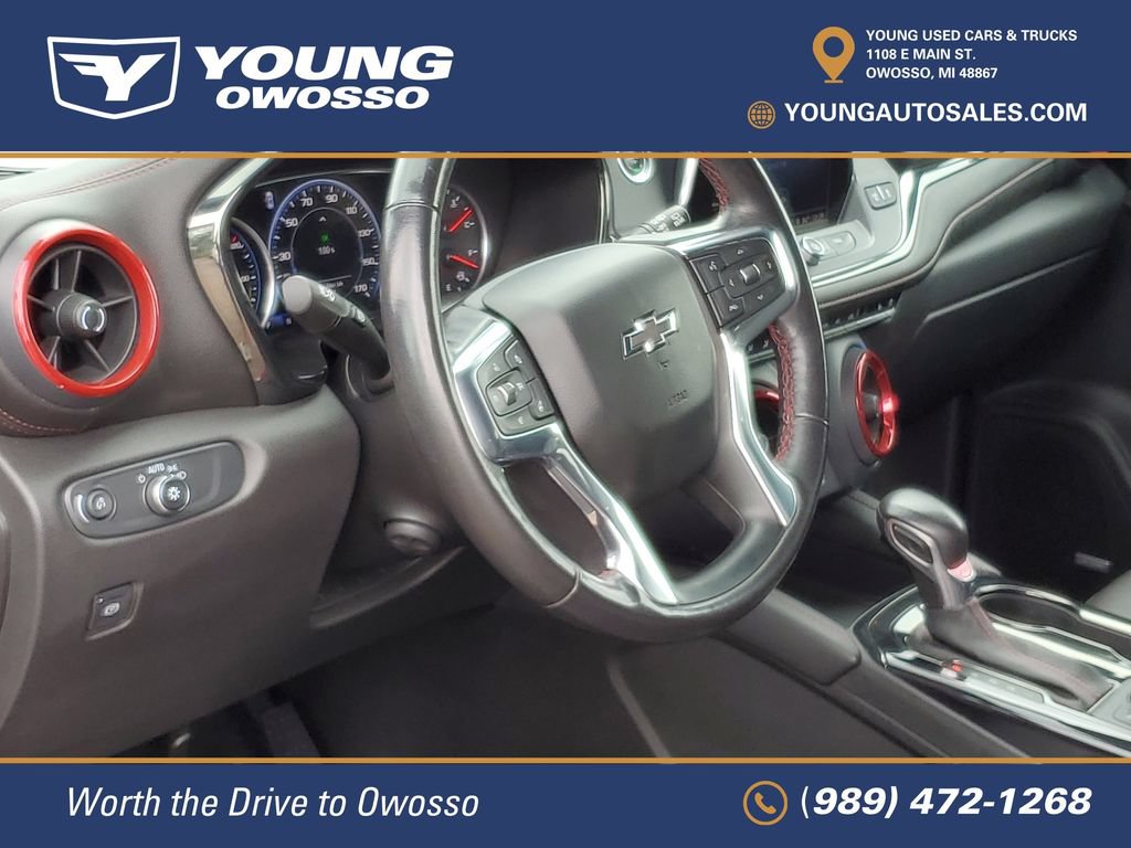 Used 2021 Chevrolet Blazer RS w/ Enhanced Convenience Package FWD image 9