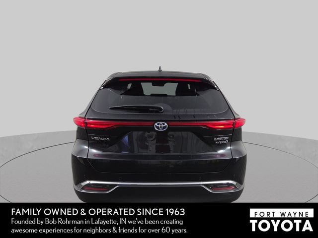 Used 2021 Toyota Venza Limited w/ Advanced Technology Package AWD/4WD image 8