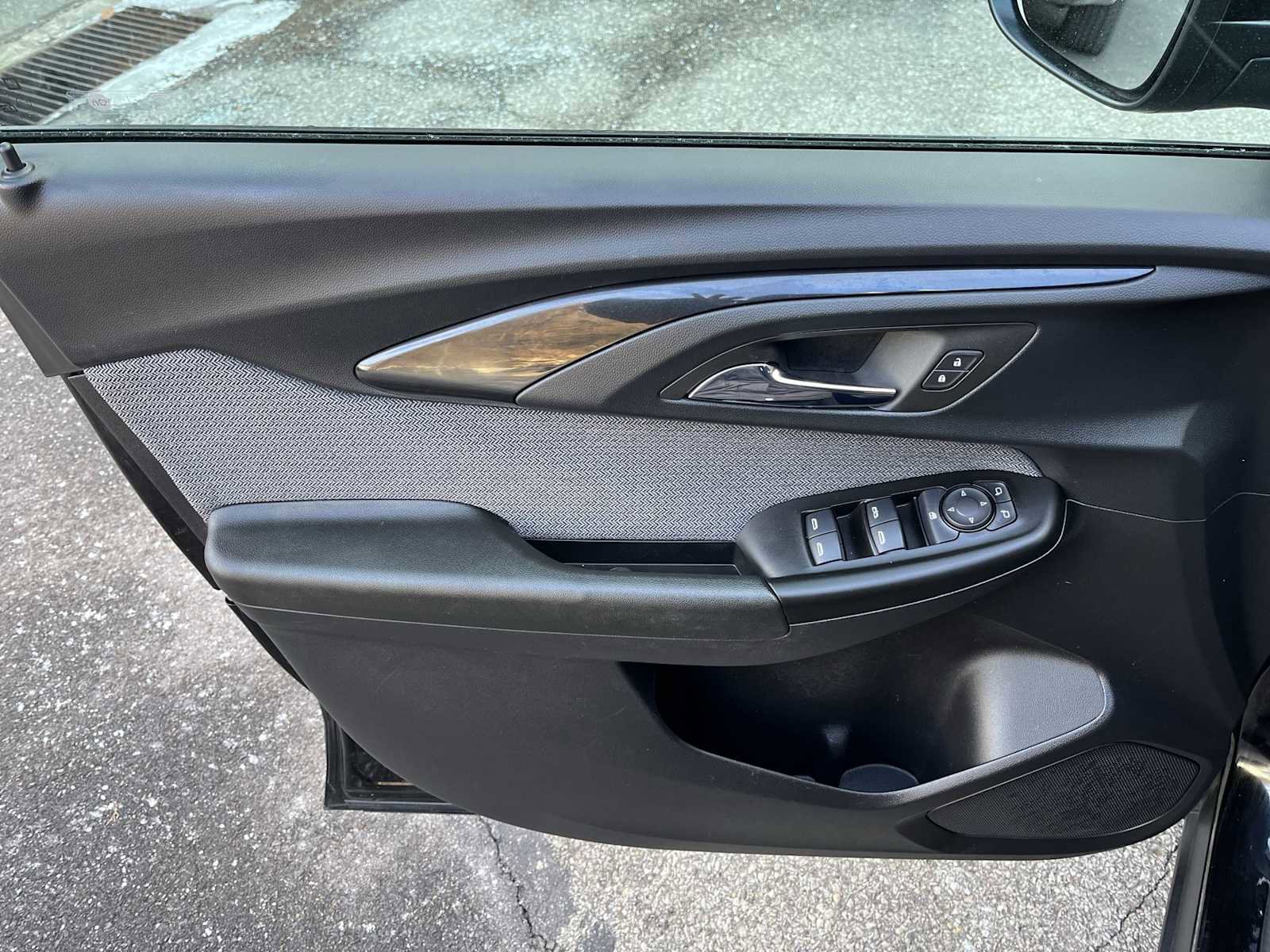 Used 2023 Chevrolet TrailBlazer LT w/ Convenience Package image 20