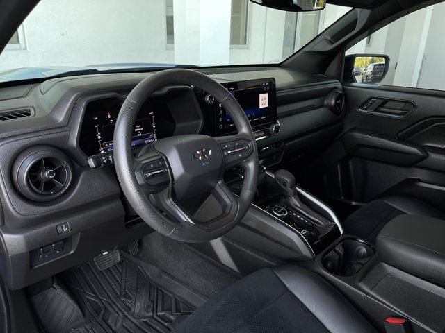 Used 2023 Chevrolet Colorado Trail Boss w/ Technology Package AWD/4WD image 10