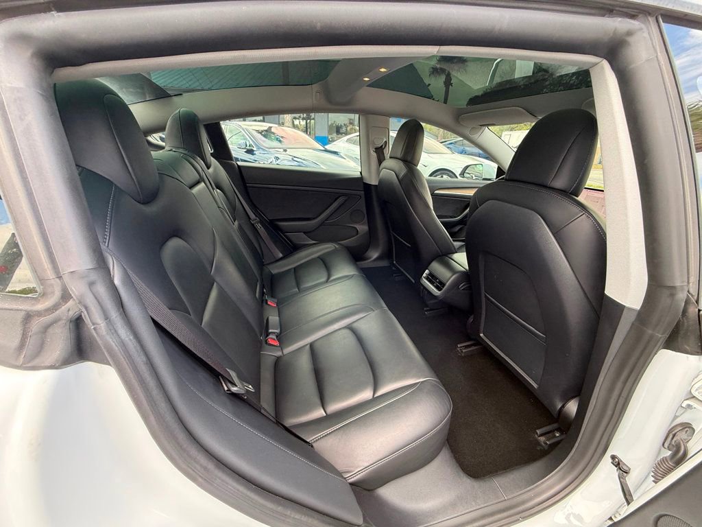 Used 2021 Tesla Model 3 Performance AWD/4WD image 27
