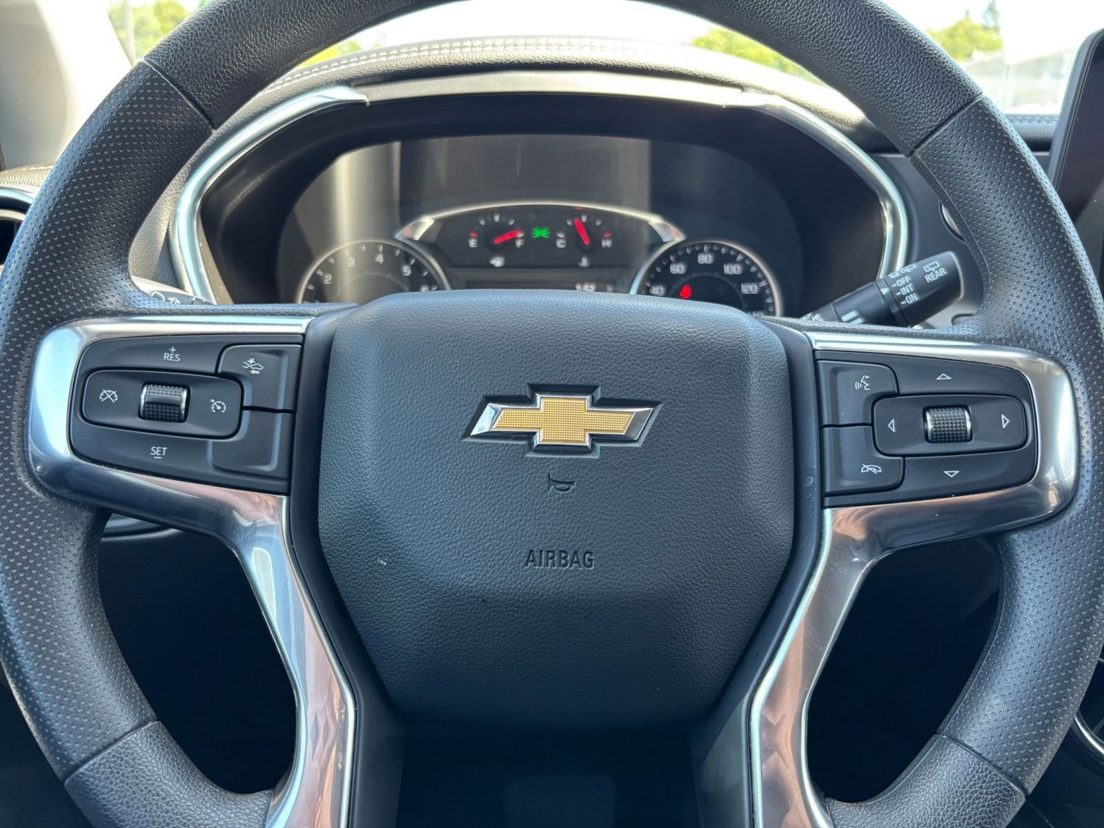 Used 2025 Chevrolet Blazer LT image 30