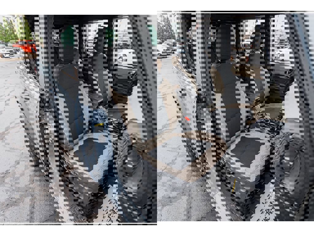 Used 2025 Ford Bronco Big Bend image 19