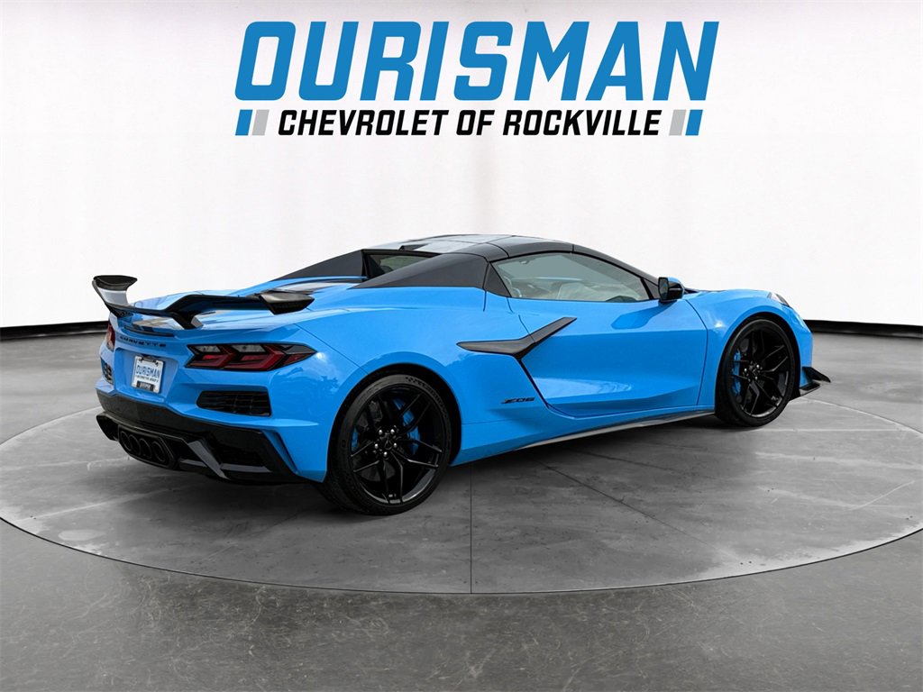 Used 2025 Chevrolet Corvette Z06 w/ Z07 Performance Package image 6