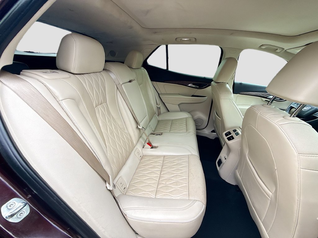 Used 2023 Buick Envision Avenir FWD image 28