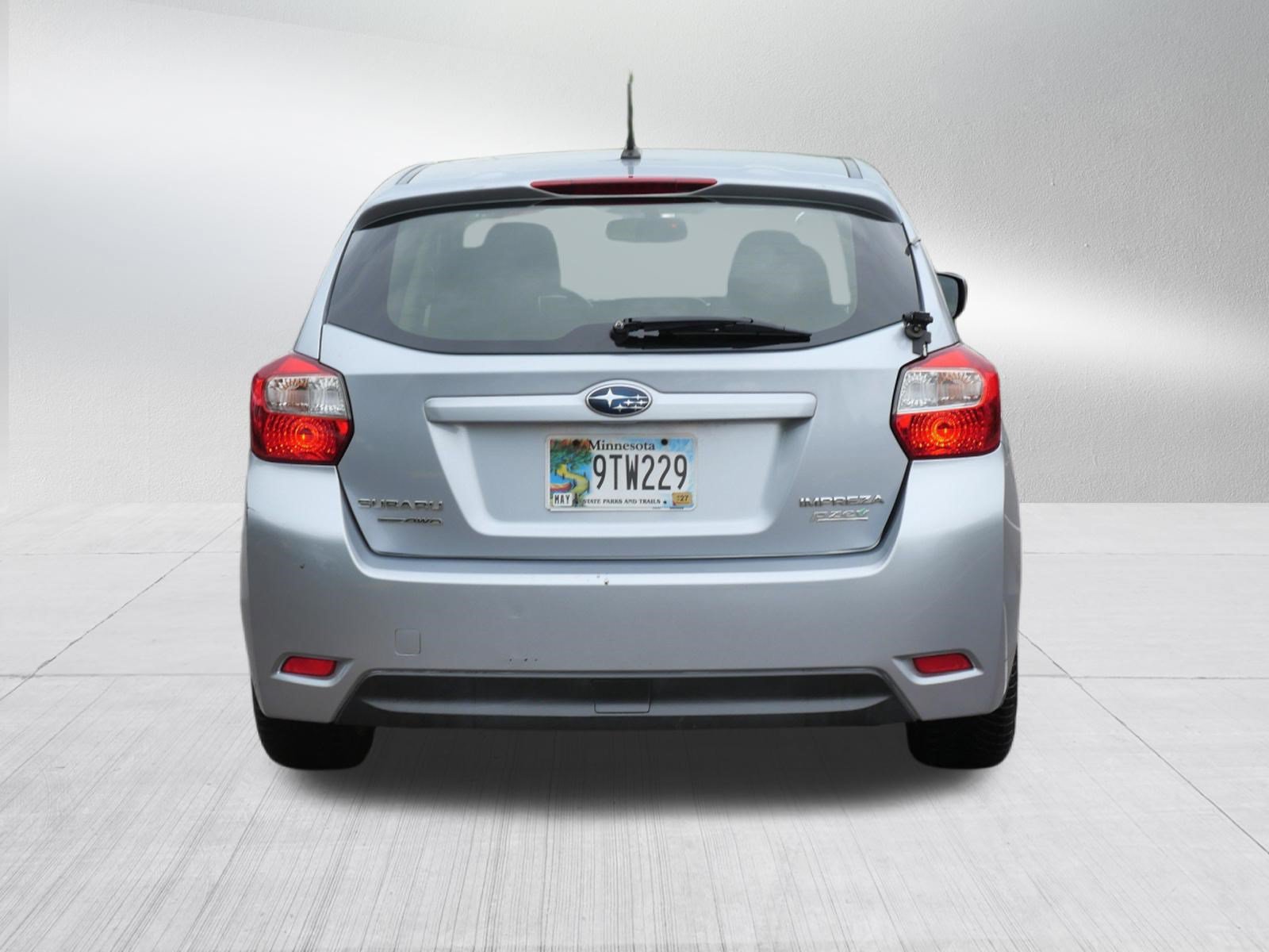 Used 2013 Subaru Impreza 2.0i Premium w/ Alloy Wheel Pkg + Moonroof AWD/4WD image 6