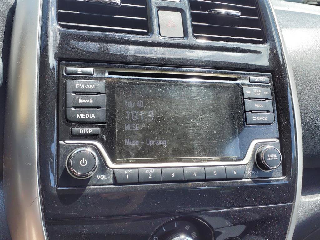 Used 2016 Nissan Versa Note SV image 18