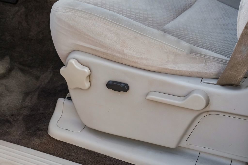 Used 2008 Chevrolet Silverado 2500 LT w/ Suspension Package, Off-Road image 27