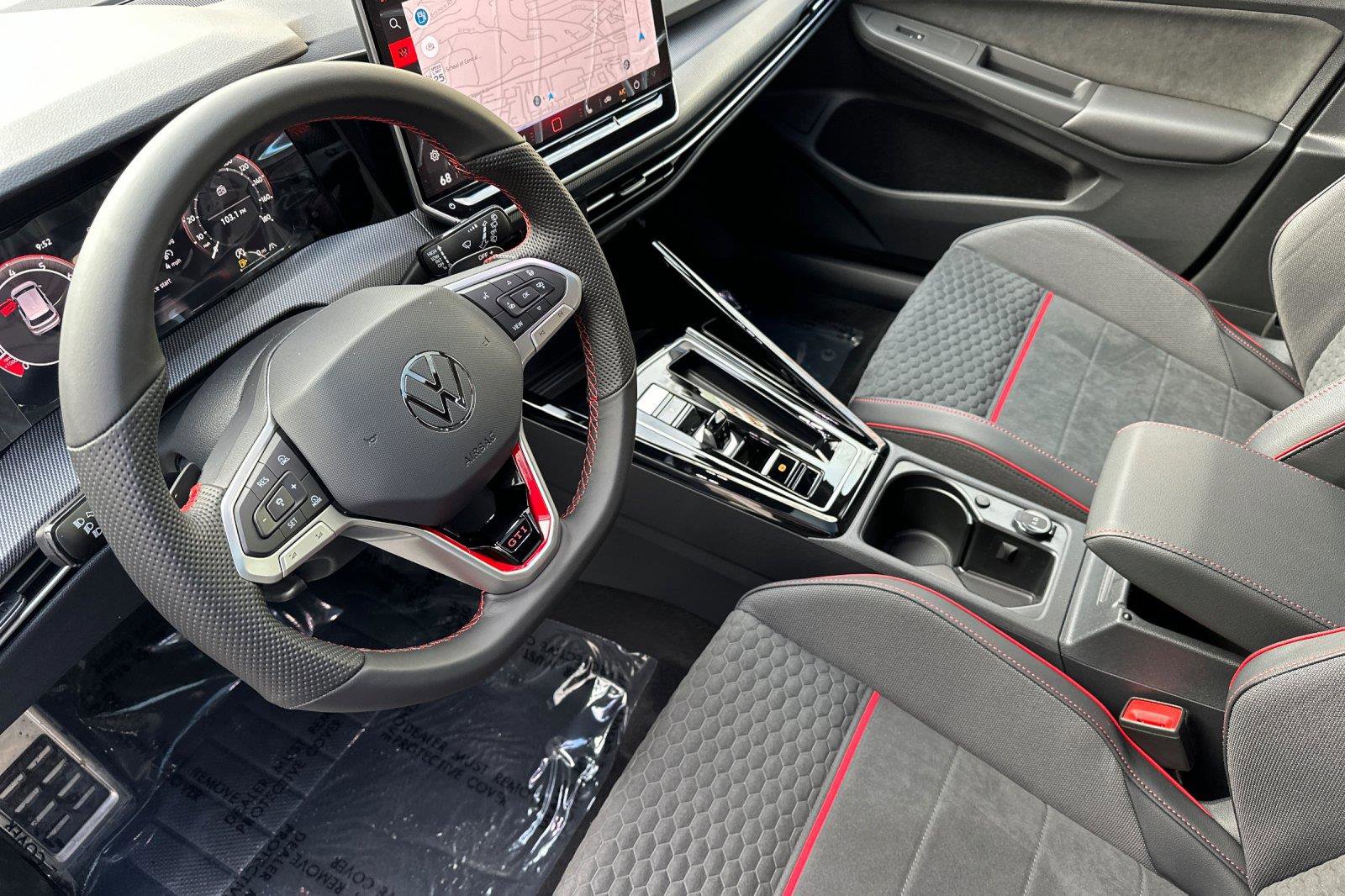 New 2026 Volkswagen Golf SE image 9