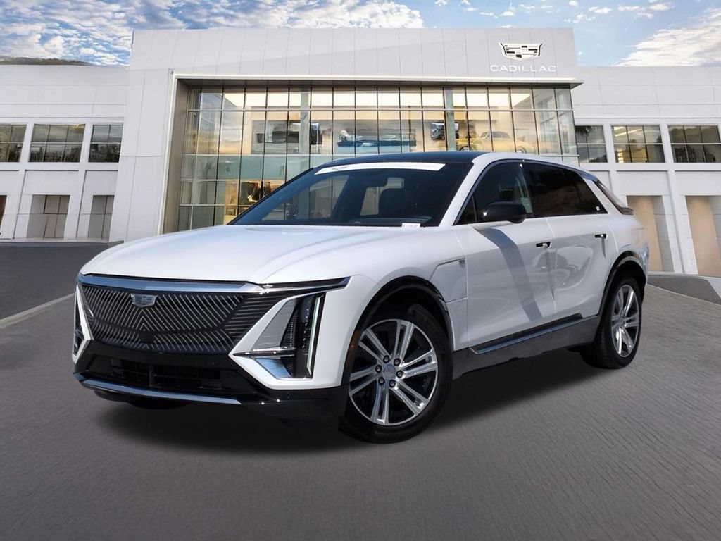 Certified 2024 Cadillac Lyriq Tech RWD image 1