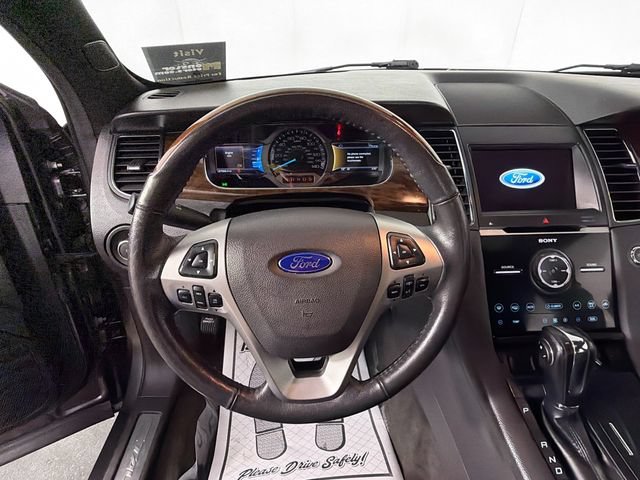 Used 2018 Ford Taurus Limited AWD/4WD image 11