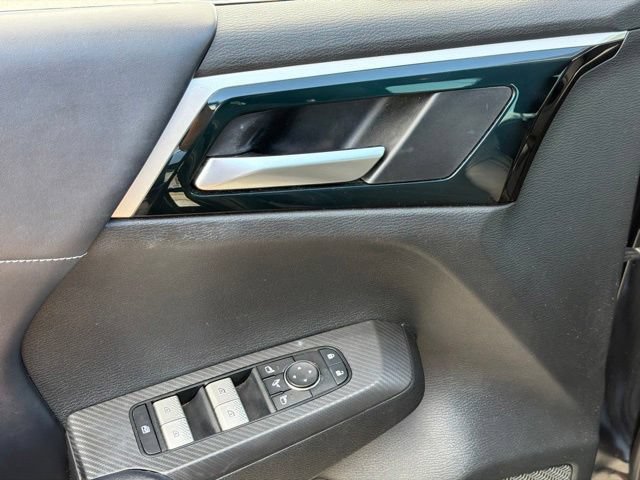 Used 2023 Mitsubishi Outlander SE FWD image 21
