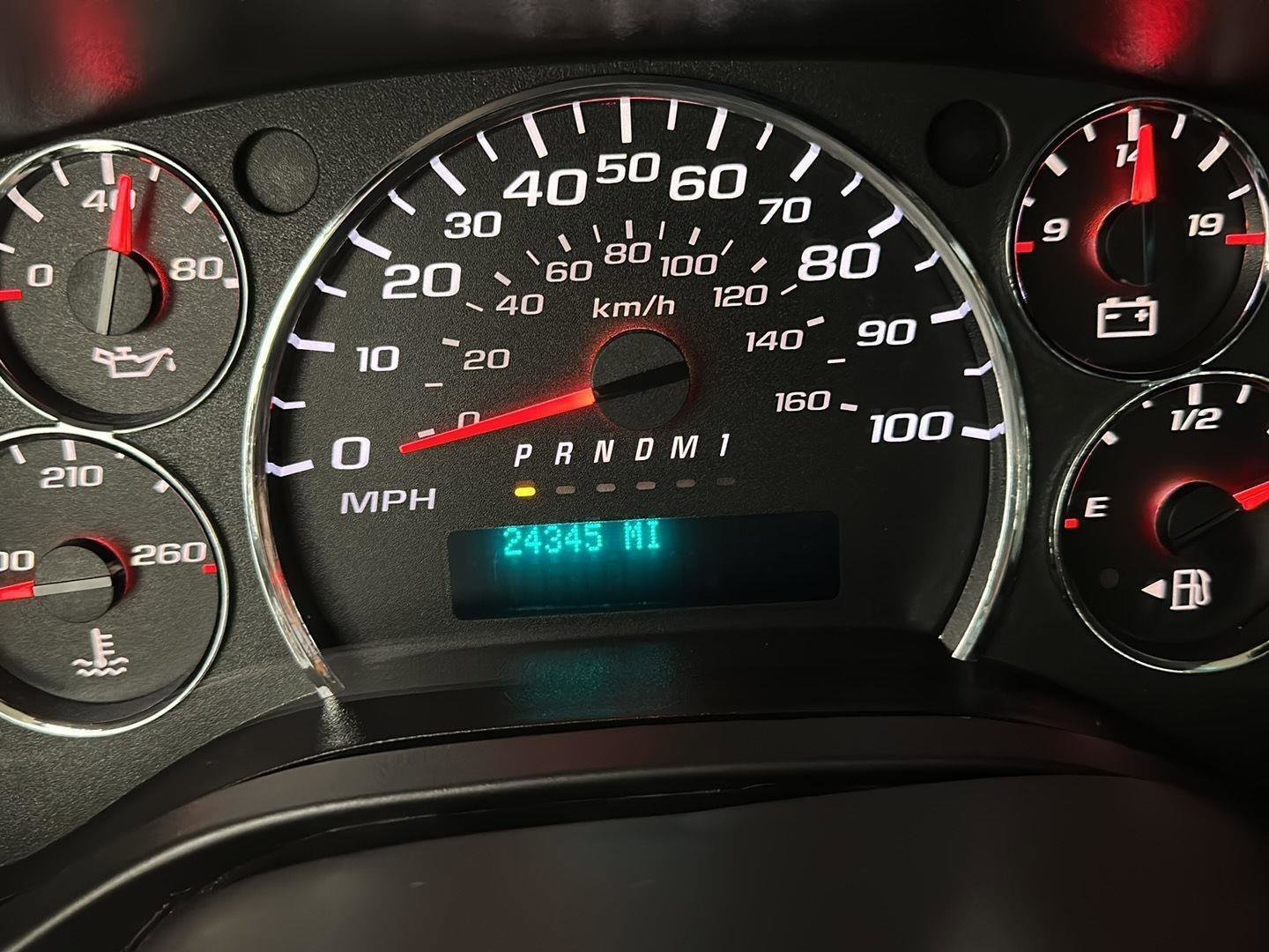 Used 2023 GMC Savana 2500 w/ Driver Convenience Package image 12