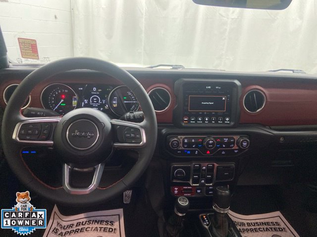 Used 2023 Jeep Wrangler Unlimited Rubicon 4xe AWD/4WD image 15