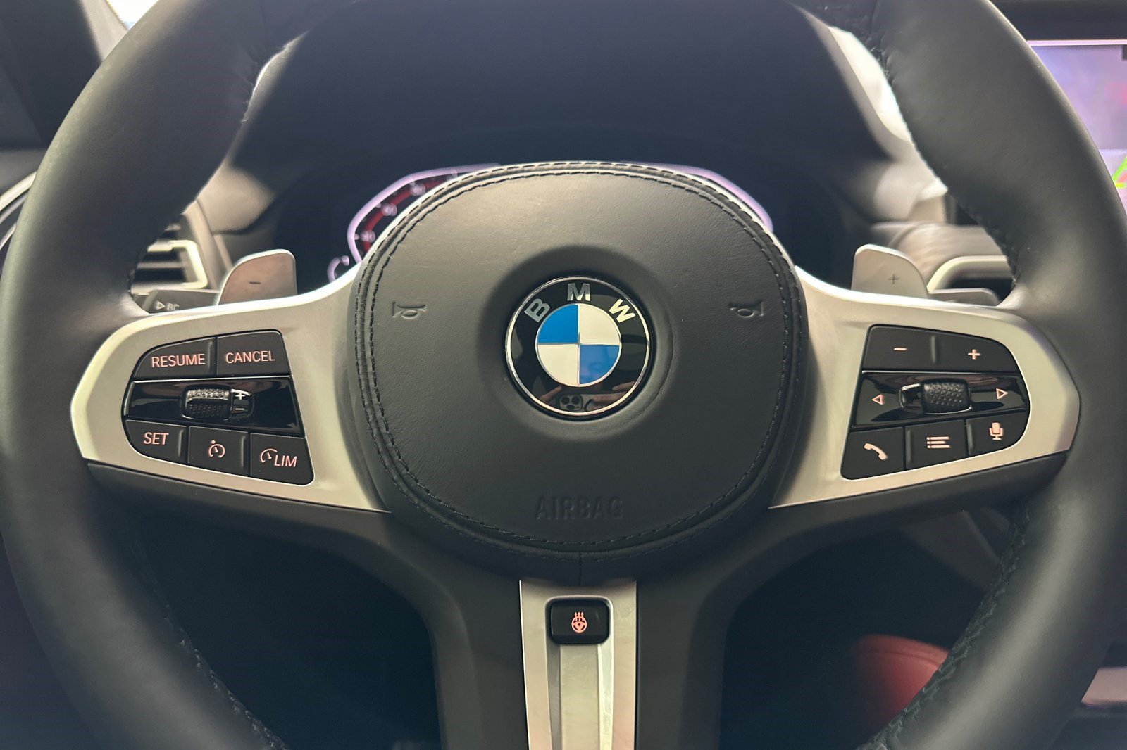 Certified 2025 BMW X4 xDrive30i w/ Premium Package AWD/4WD image 10