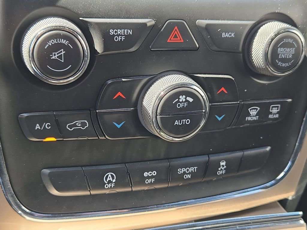 Used 2016 Jeep Grand Cherokee Laredo image 22