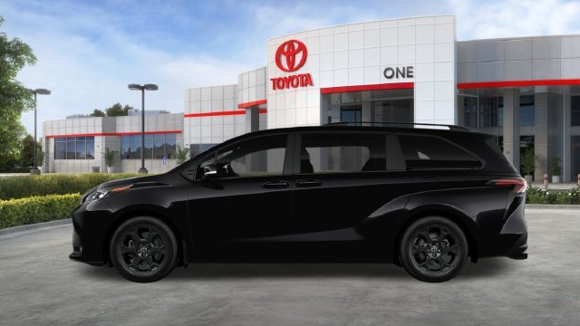 New 2026 Toyota Sienna XLE Woodland Edition AWD/4WD image 7