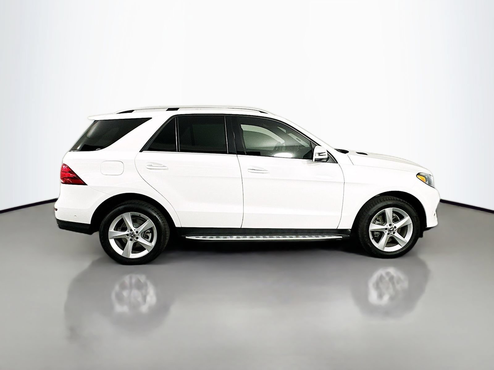 Used 2018 Mercedes-Benz GLE 350 4MATIC image 9