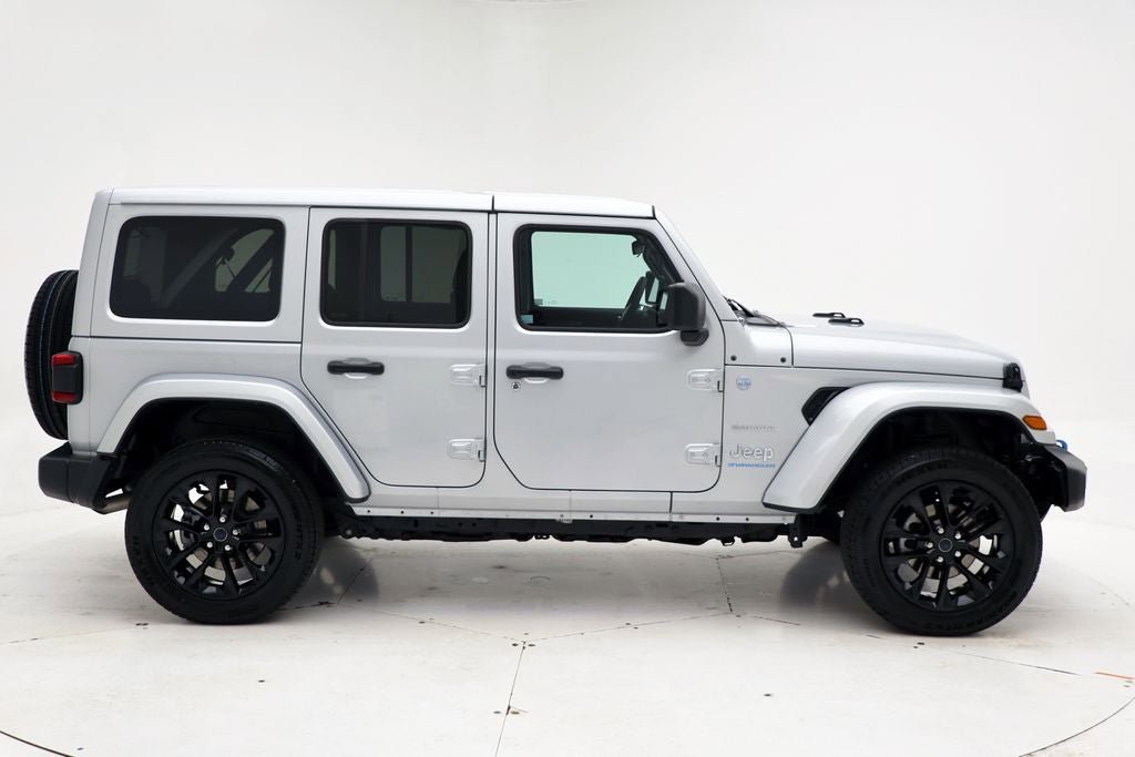 Used 2024 Jeep Wrangler Unlimited Sahara image 3