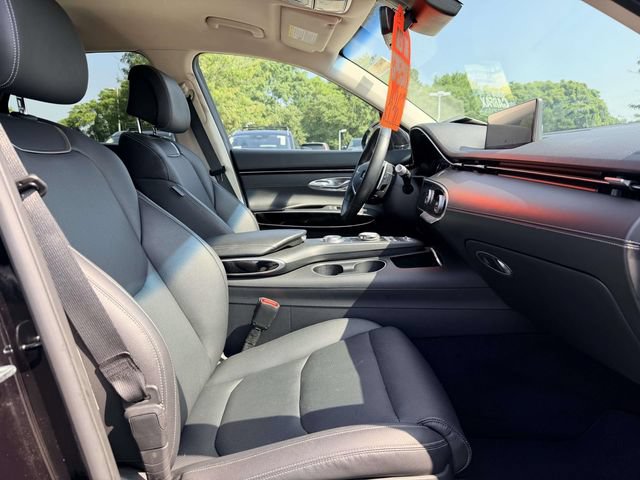 Used 2025 Genesis GV70 2.5T AWD/4WD image 10