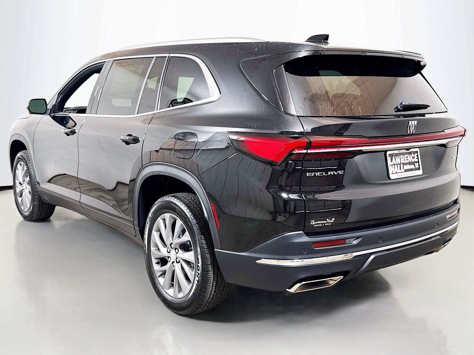New 2026 Buick Enclave Preferred FWD image 3