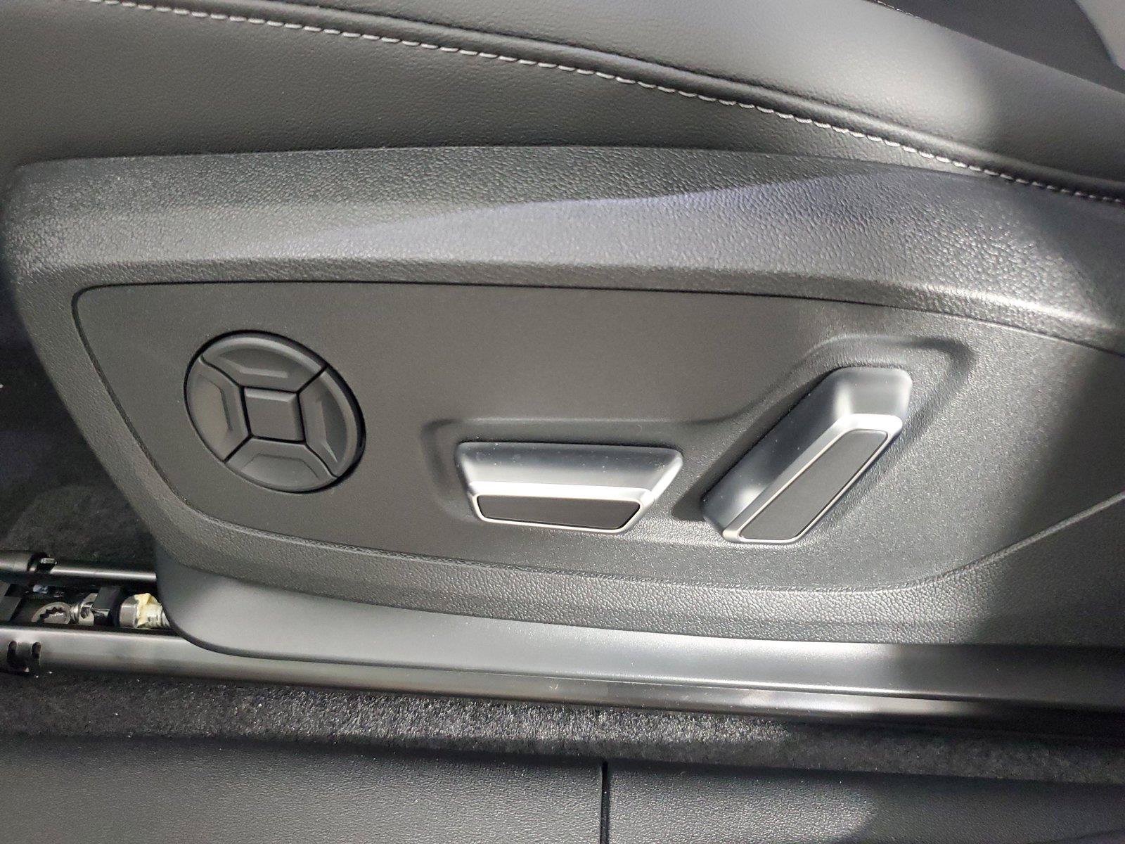 New 2026 Audi Q3 quattro 2.0T AWD/4WD image 22