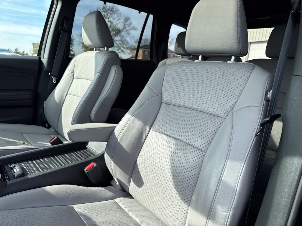 Certified 2019 Honda Passport Elite image 28