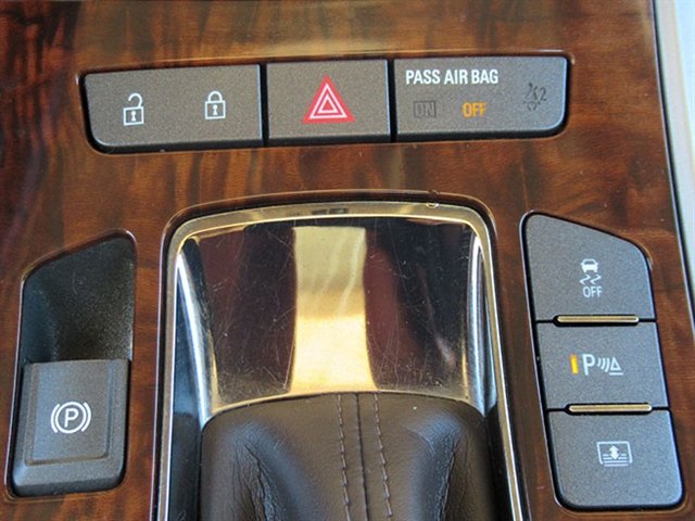Used 2011 Buick LaCrosse CXS FWD image 31