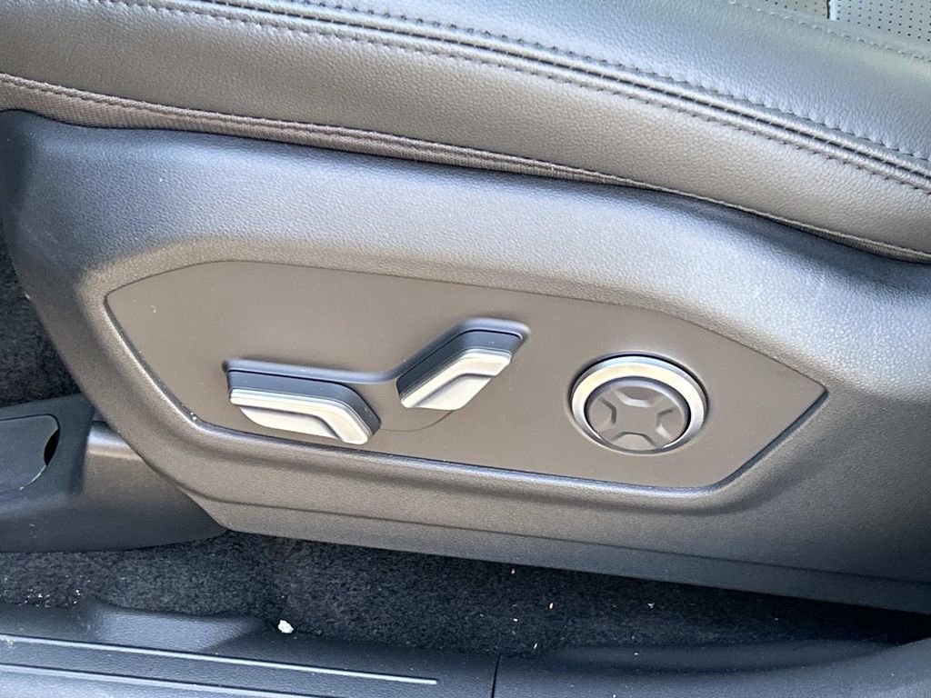 New 2026 Hyundai Santa Fe Limited image 16