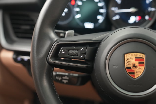 Certified 2021 Porsche 911 Carrera S RWD image 34