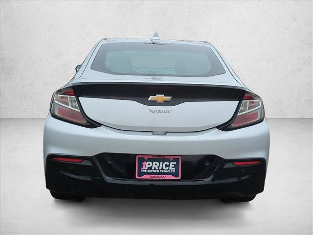Used 2017 Chevrolet Volt Premier w/ Driver Confidence II Package FWD image 7