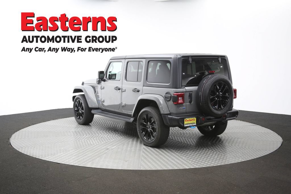 Used 2022 Jeep Wrangler Unlimited Sahara w/ Cold Weather Group AWD/4WD image 63