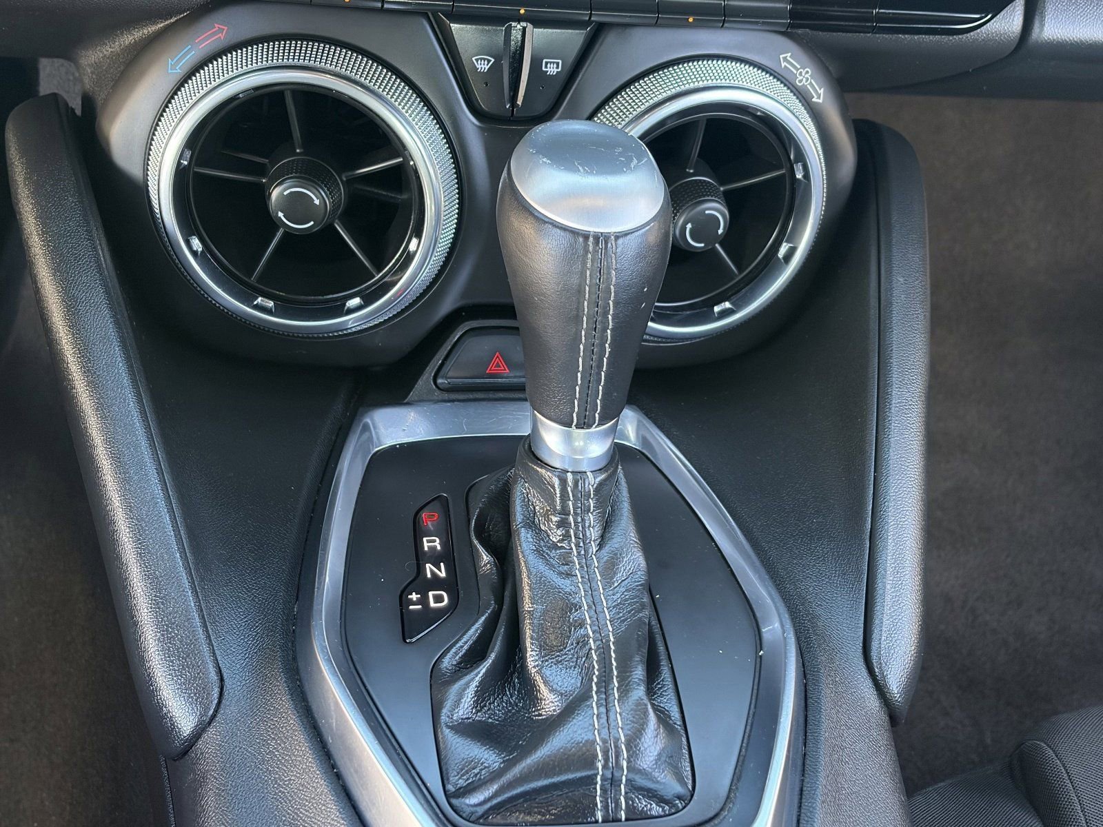 Used 2023 Chevrolet Camaro LT image 29