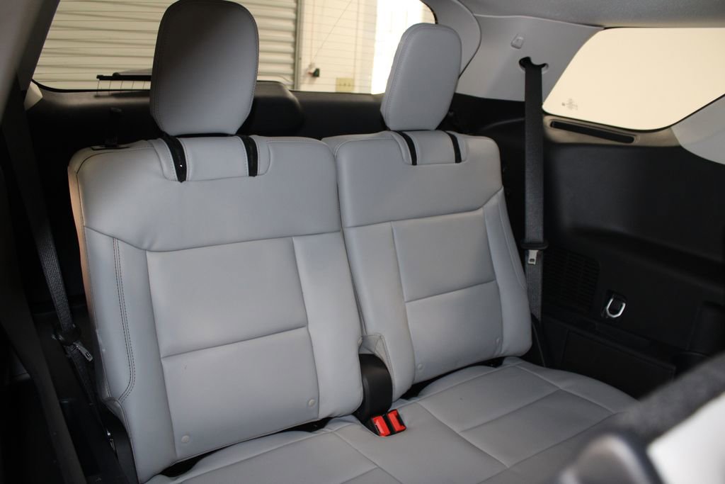 New 2026 Ford Explorer Active w/ Active Comfort Package image 32