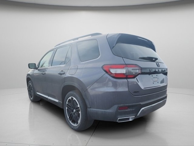 New 2026 Honda Pilot Touring image 4