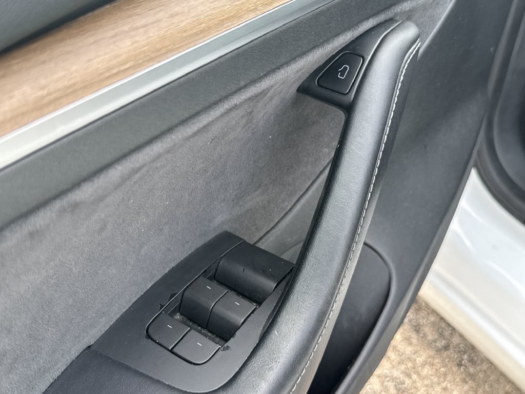 Used 2023 Tesla Model 3 Standard Range RWD image 11