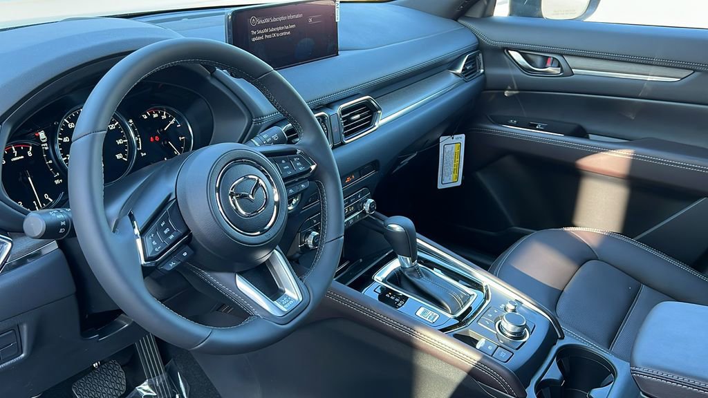 New 2025 MAZDA CX-5 Signature image 18