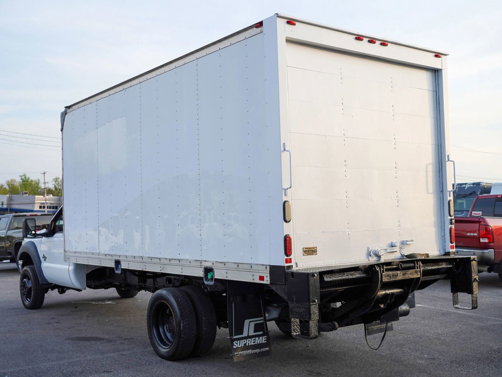 Used 2015 Ford F550 2WD Regular Cab Super Duty image 5