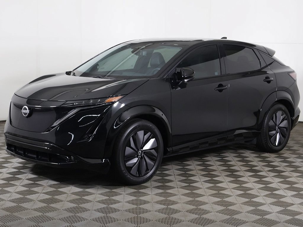 Used 2024 Nissan Ariya AWD image 11