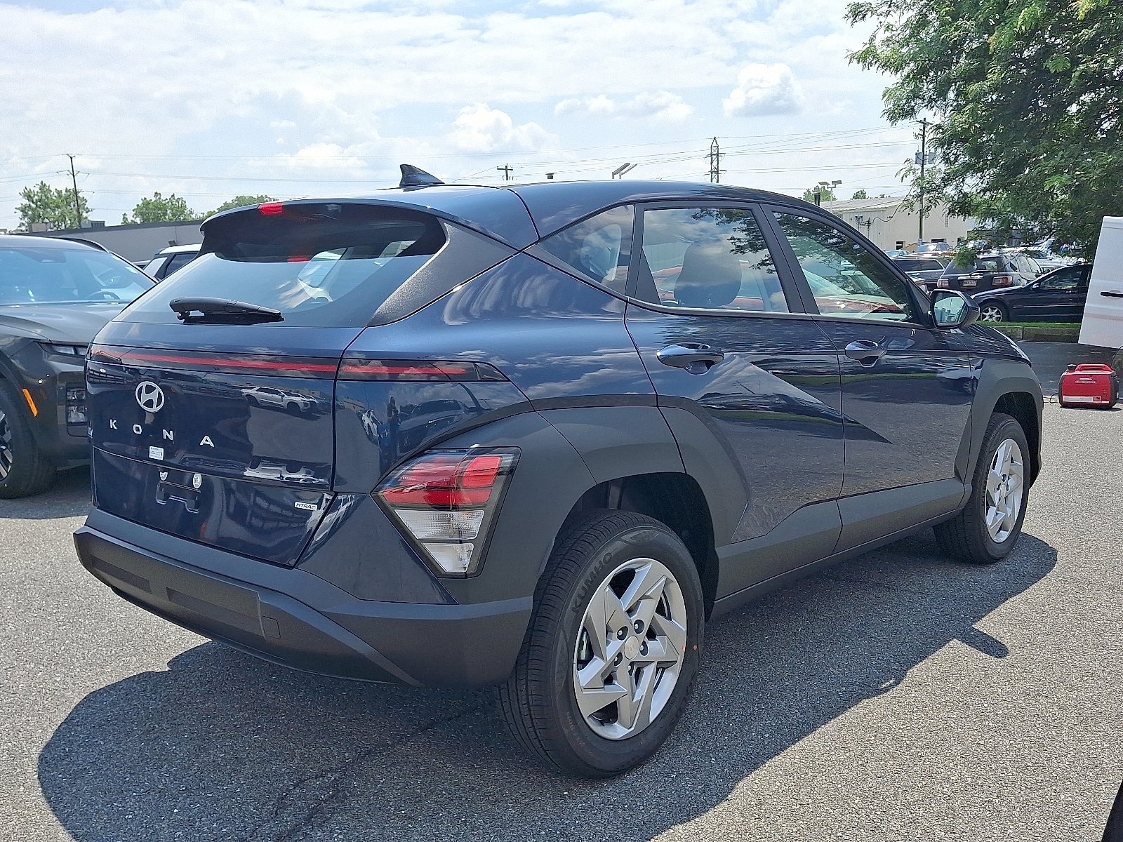 Used 2026 Hyundai Kona SE AWD/4WD image 3