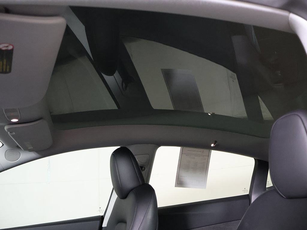 Used 2023 Tesla Model Y AWD image 21