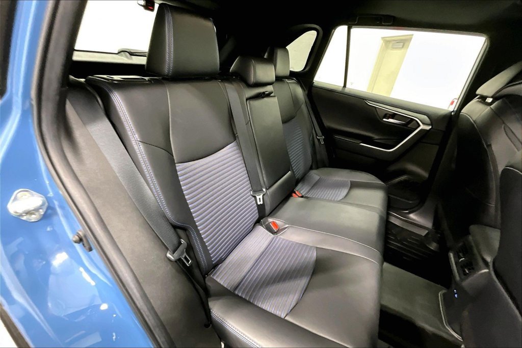 Used 2022 Toyota RAV4 XSE AWD/4WD image 33