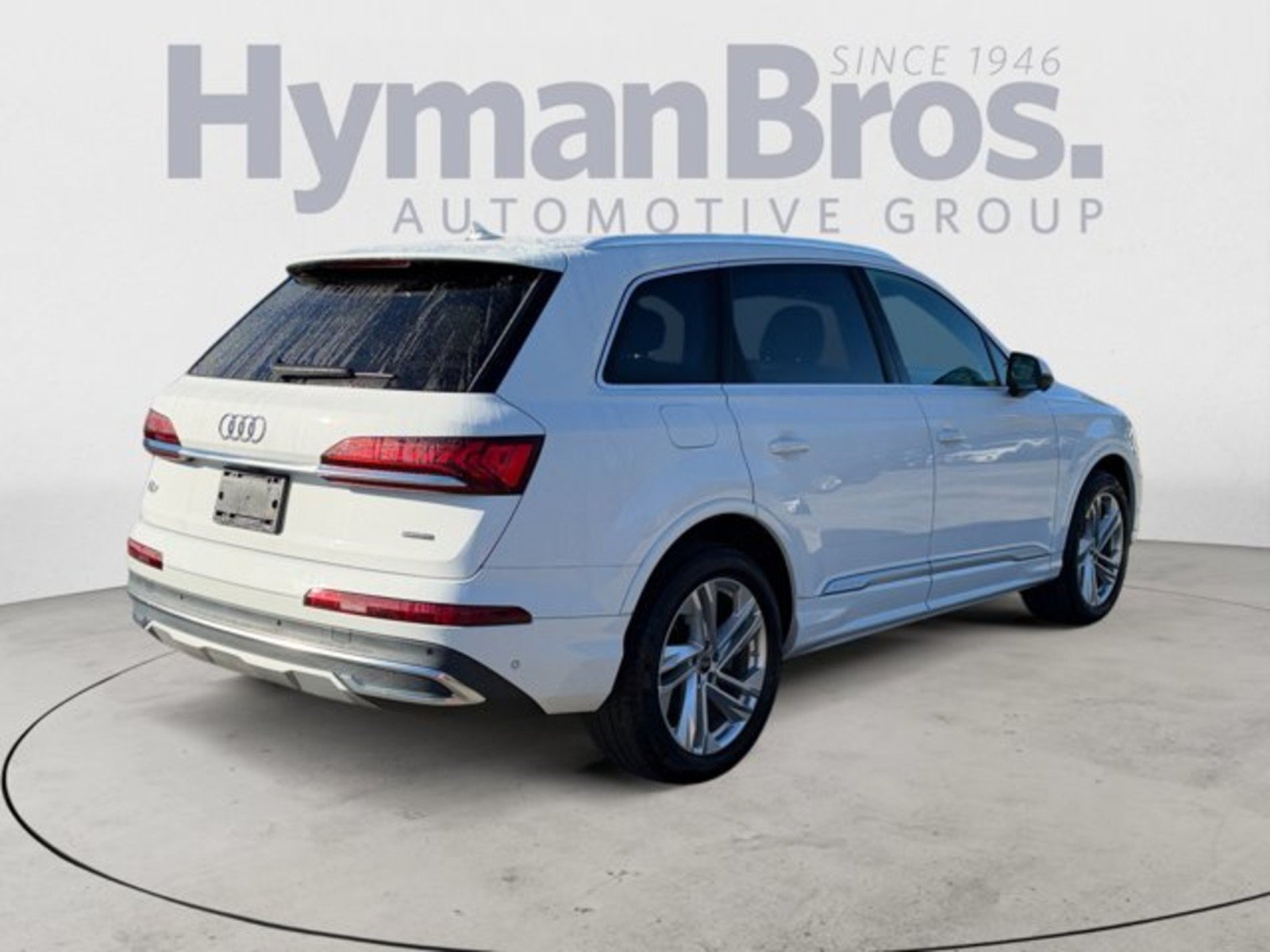 Used 2023 Audi Q7 2.0T Premium w/ Convenience Package AWD/4WD image 3