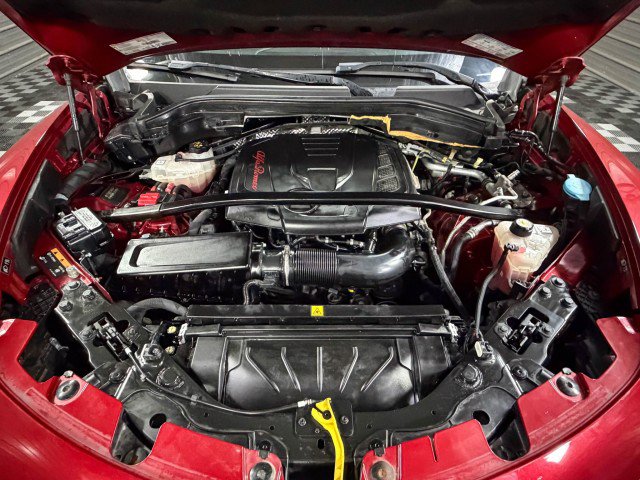 Used 2018 Alfa Romeo Stelvio Ti Sport image 38