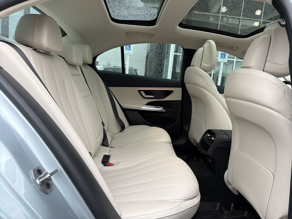 Used 2026 Mercedes-Benz E 350 Sedan image 16